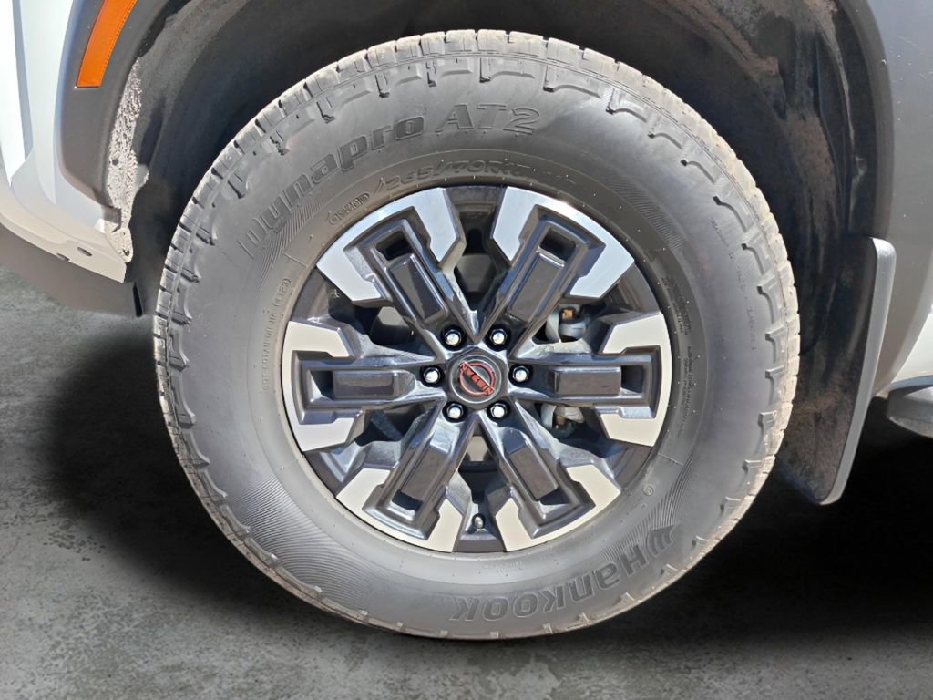 Used 2023 Nissan Frontier PRO-4X w/ Pro Convenience Package image 6