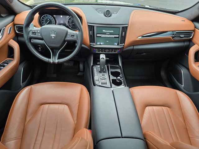 Used 2023 Maserati Levante GT image 2