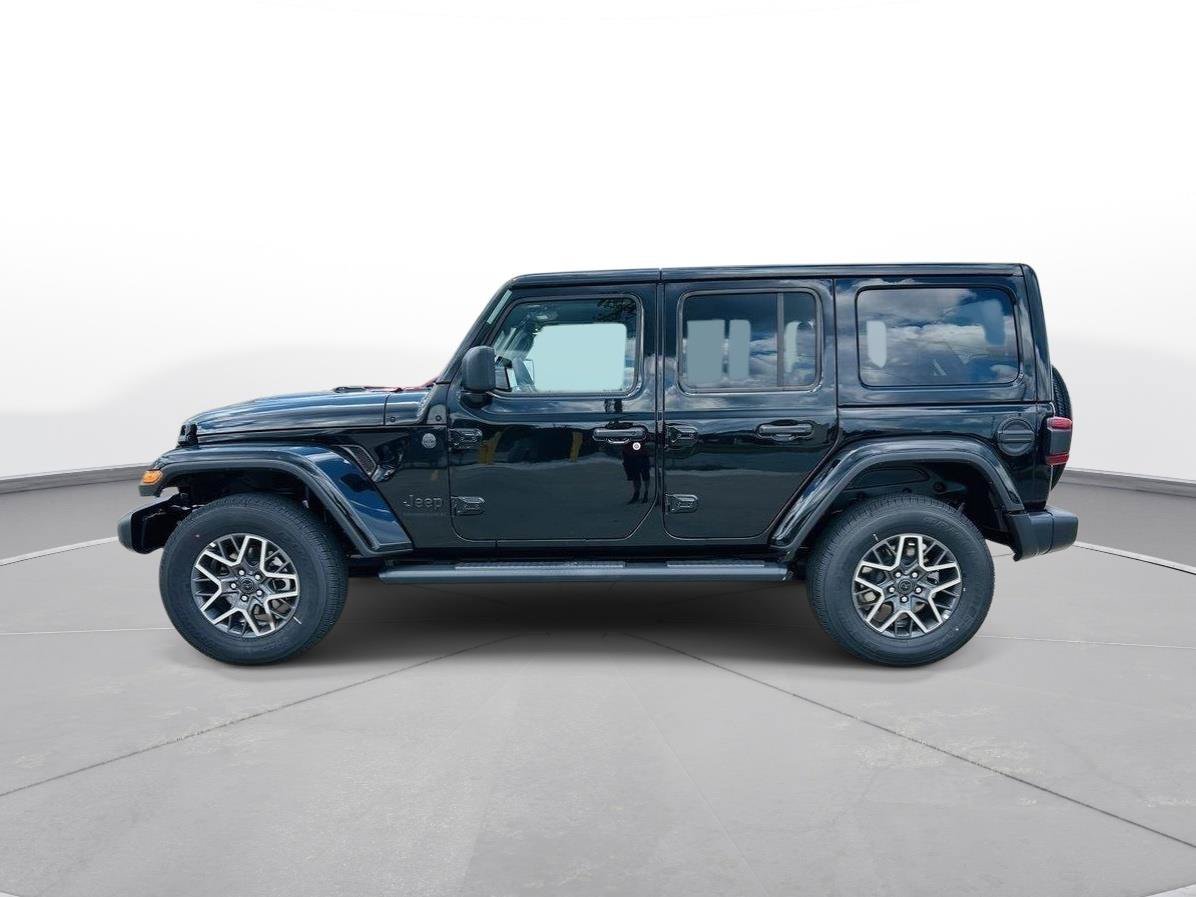 New 2025 Jeep Wrangler Unlimited Sahara AWD/4WD image 32