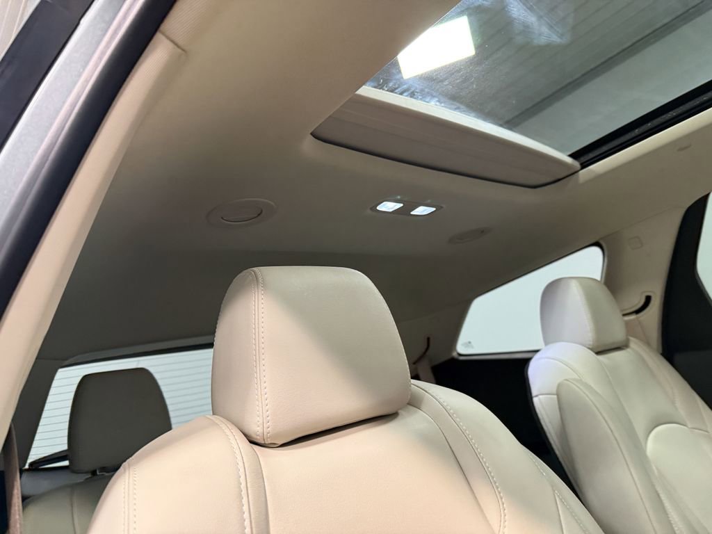 Used 2023 Buick Enclave Essence w/ Experience Buick Package image 15