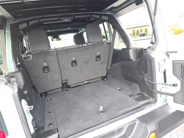 Used 2024 Jeep Wrangler Willys image 48