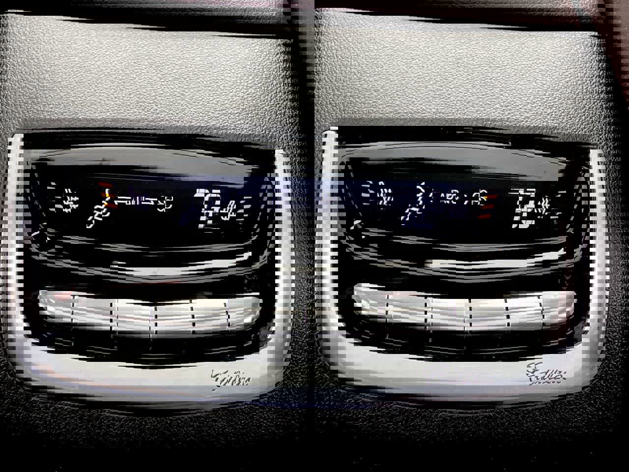 Used 2024 Cadillac XT6 Premium Luxury w/ LPO, Floor Liner Package image 23