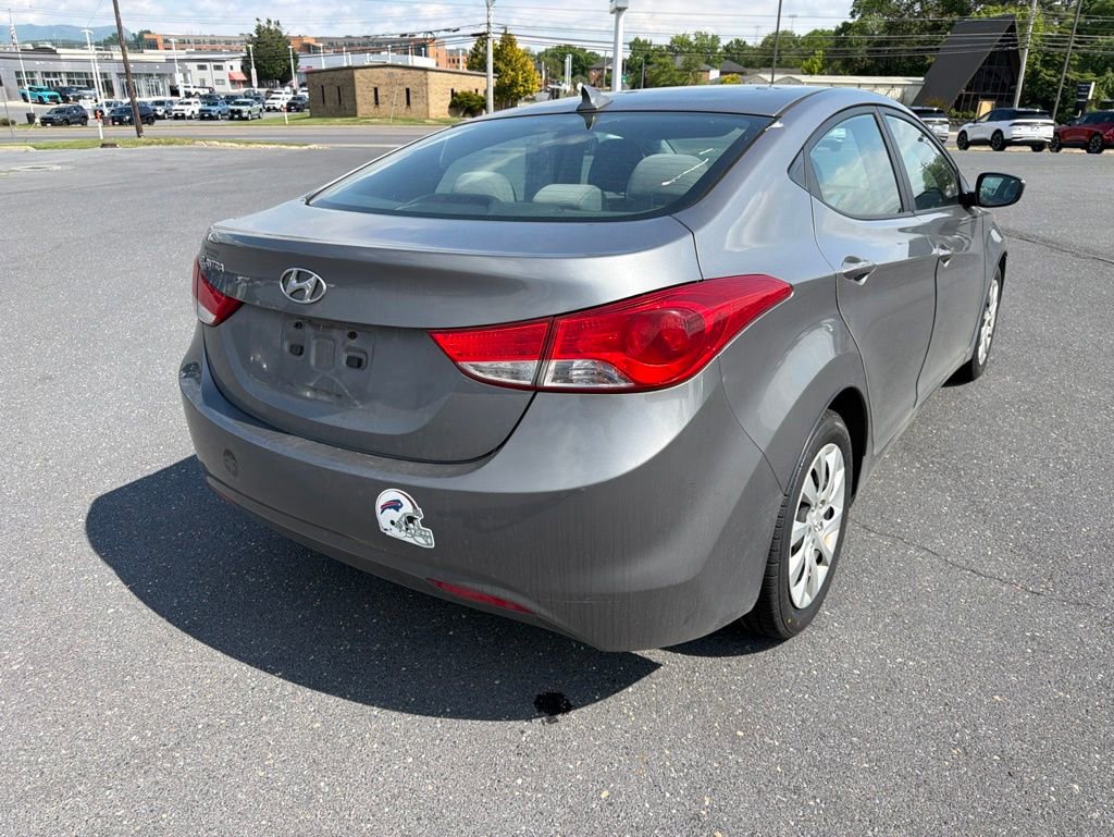 Used 2013 Hyundai Elantra GLS FWD image 5