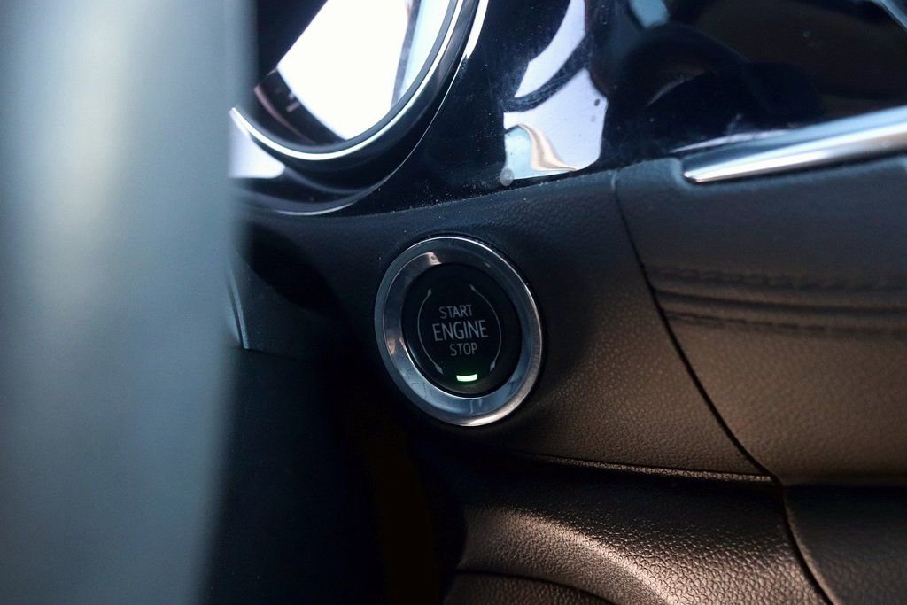 Used 2022 Buick Encore GX Select FWD image 22