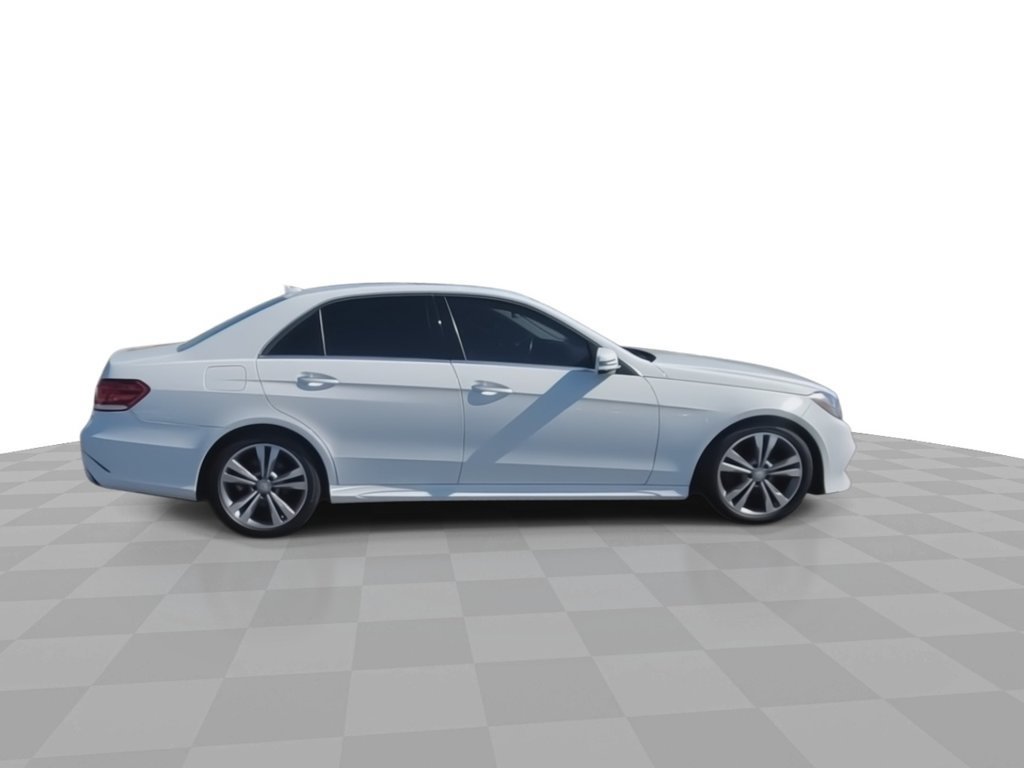 Used 2016 Mercedes-Benz E 350 Sedan image 9