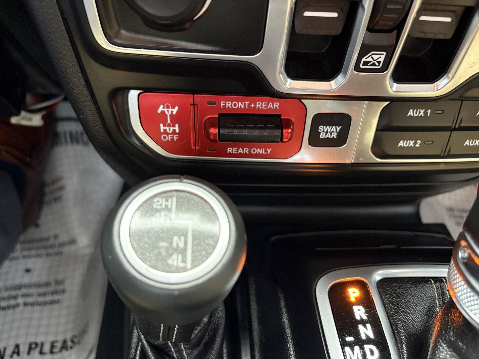 Used 2018 Jeep Wrangler Unlimited Rubicon AWD/4WD image 22