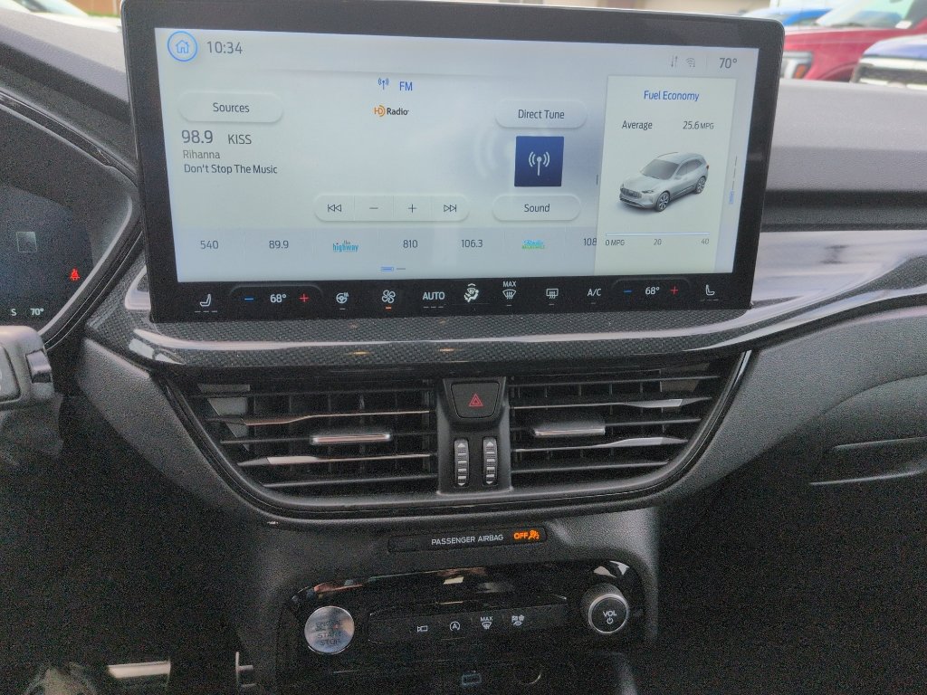 Certified 2023 Ford Escape ST-Line Select w/ Tech Pack #2 image 8