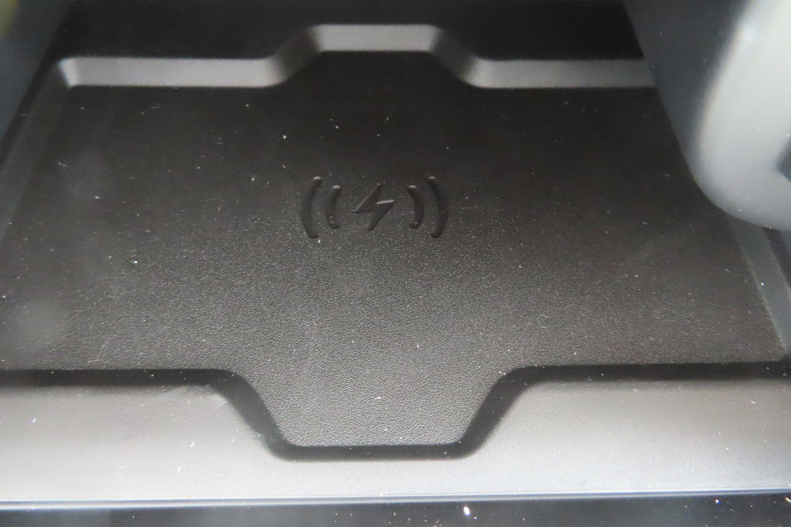 Used 2023 Land Rover Discovery Sport SE image 36