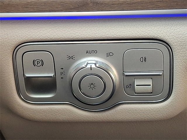 Used 2021 Mercedes-Benz GLE 350 4MATIC image 25