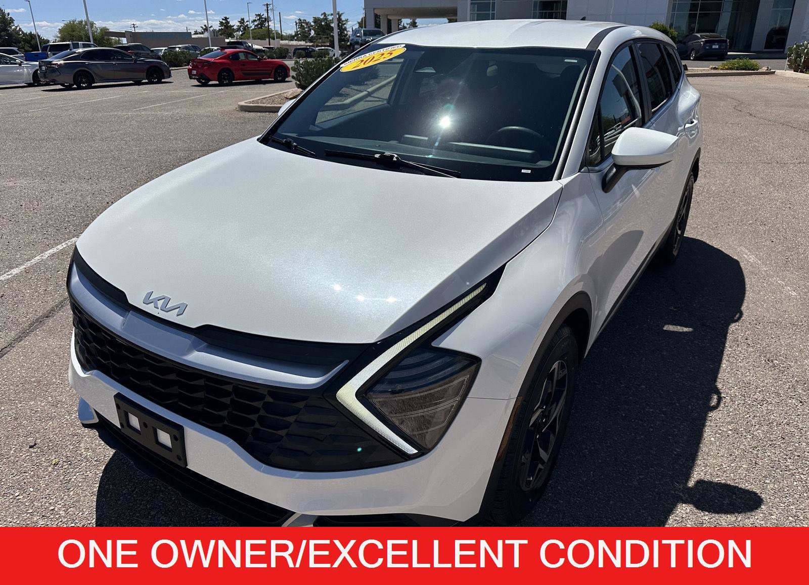 Used 2025 Kia Sportage LX FWD image 1