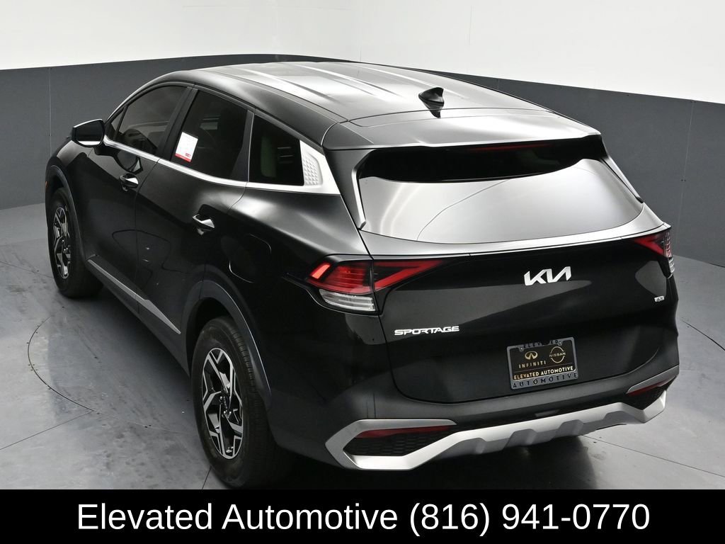 Used 2023 Kia Sportage LX image 22