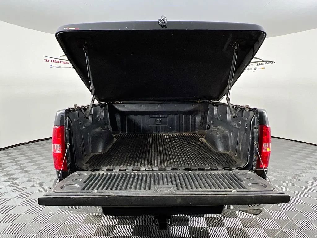 Used 2010 Chevrolet Silverado 1500 LT image 23