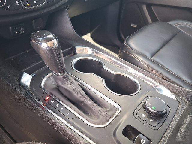 Used 2020 Chevrolet Traverse RS image 13