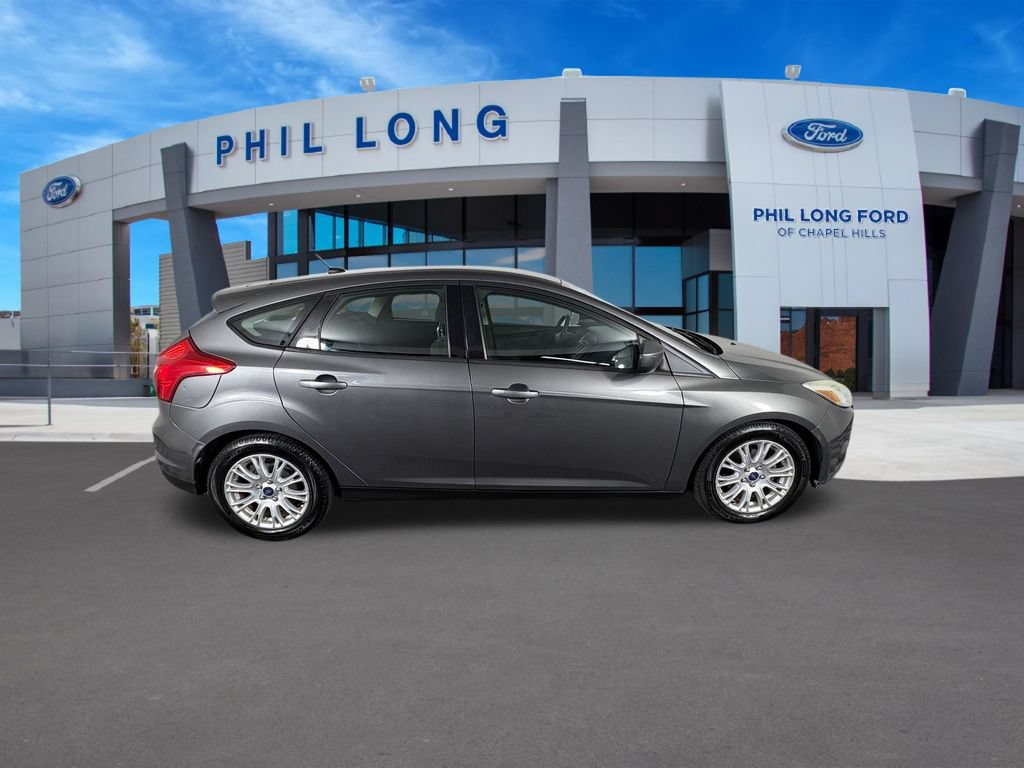 Used 2012 Ford Focus SE FWD image 6
