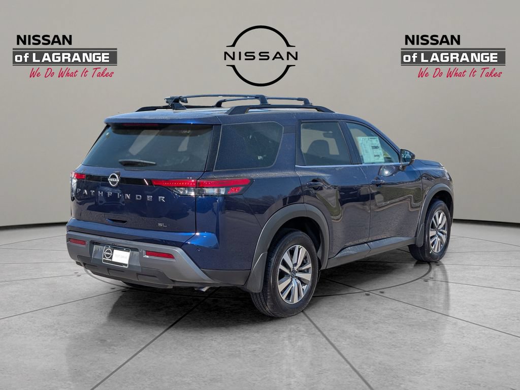 New 2026 Nissan Pathfinder SL FWD image 4