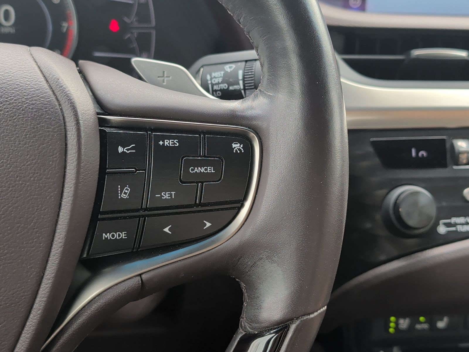 Used 2019 Lexus ES 350 F Sport w/ Accessory Package 2 FWD image 15
