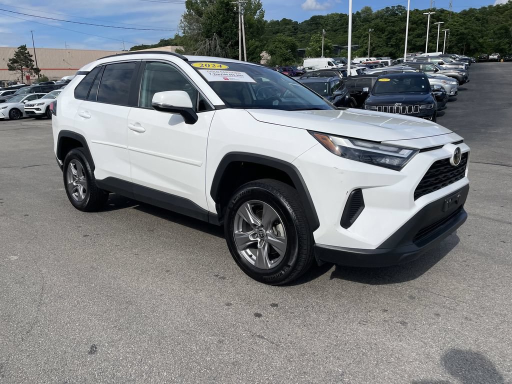 Used 2024 Toyota RAV4 XLE w/ Convenience Package AWD/4WD image 6