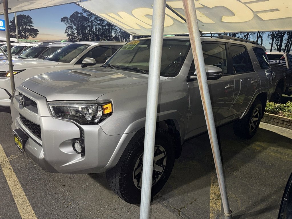 Used 2019 Toyota 4Runner TRD Off-Road Premium image 9
