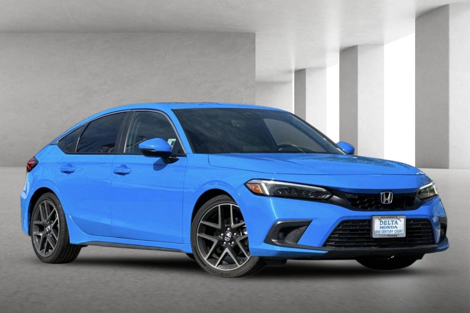 Used 2022 Honda Civic Sport Touring image 2