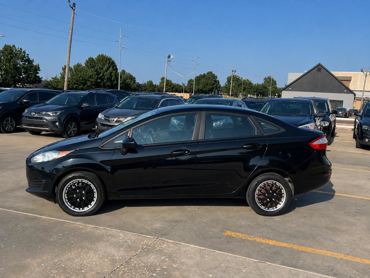 Used 2019 Ford Fiesta S FWD image 4