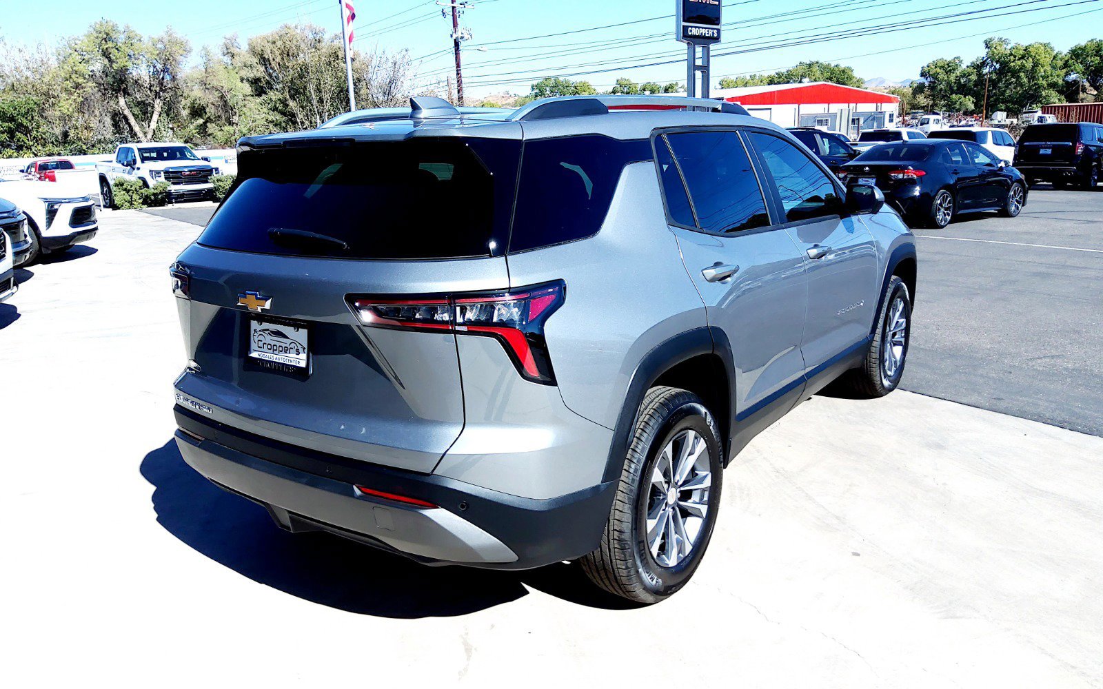 New 2025 Chevrolet Equinox LT w/ Convenience Package II image 4