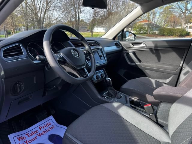 Used 2020 Volkswagen Tiguan S FWD image 11
