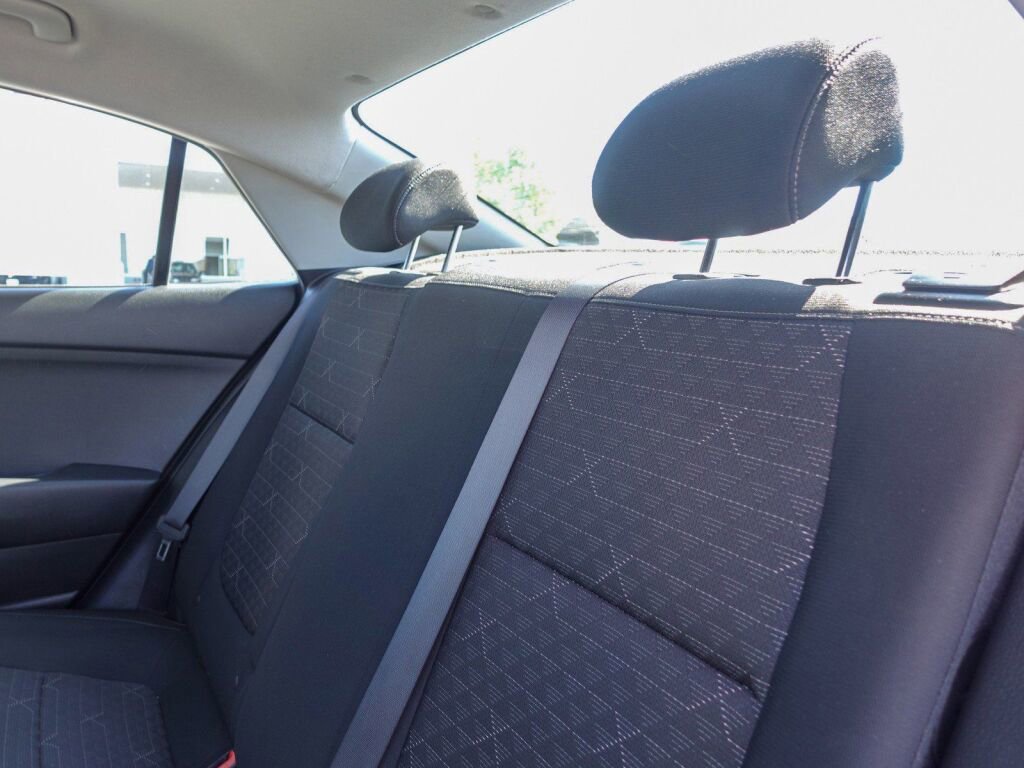 Used 2021 Kia Rio S image 11