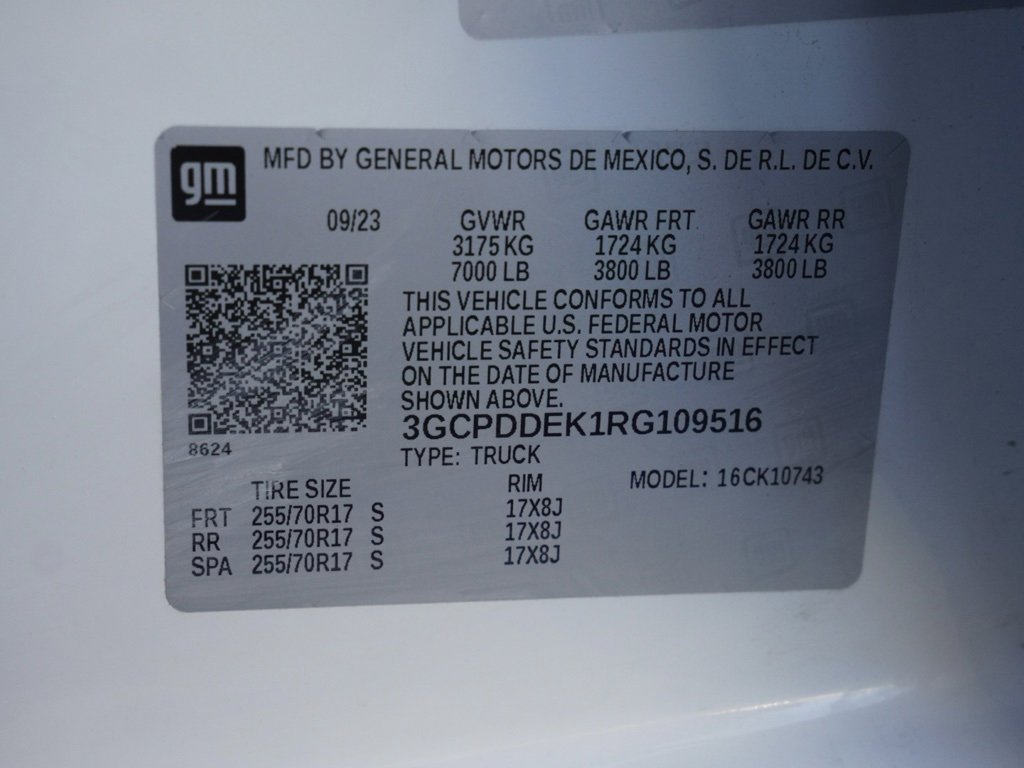 Used 2024 Chevrolet Silverado 1500 LT image 30