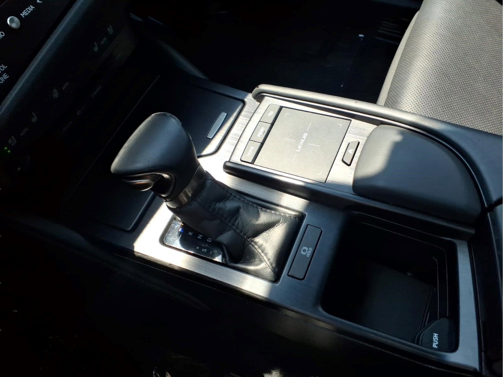Used 2022 Lexus ES 350 w/ Premium Package FWD image 19