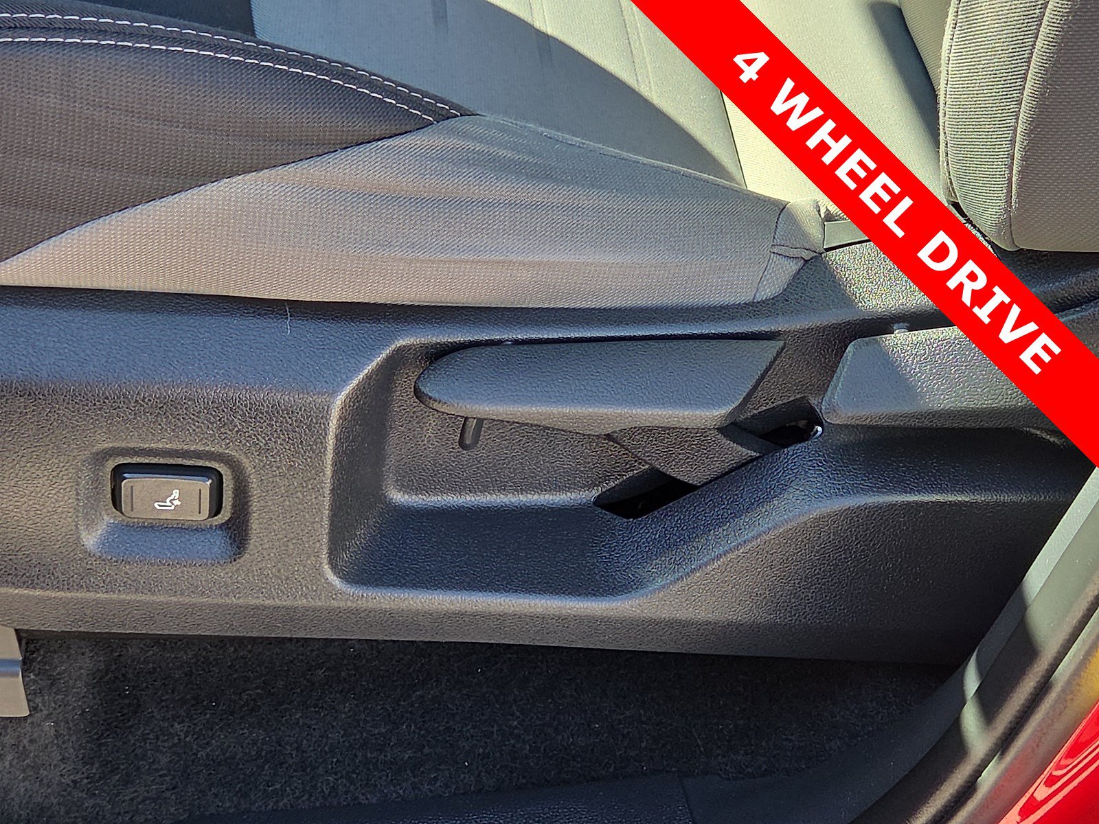 Used 2025 Toyota Tacoma TRD Sport AWD/4WD image 14