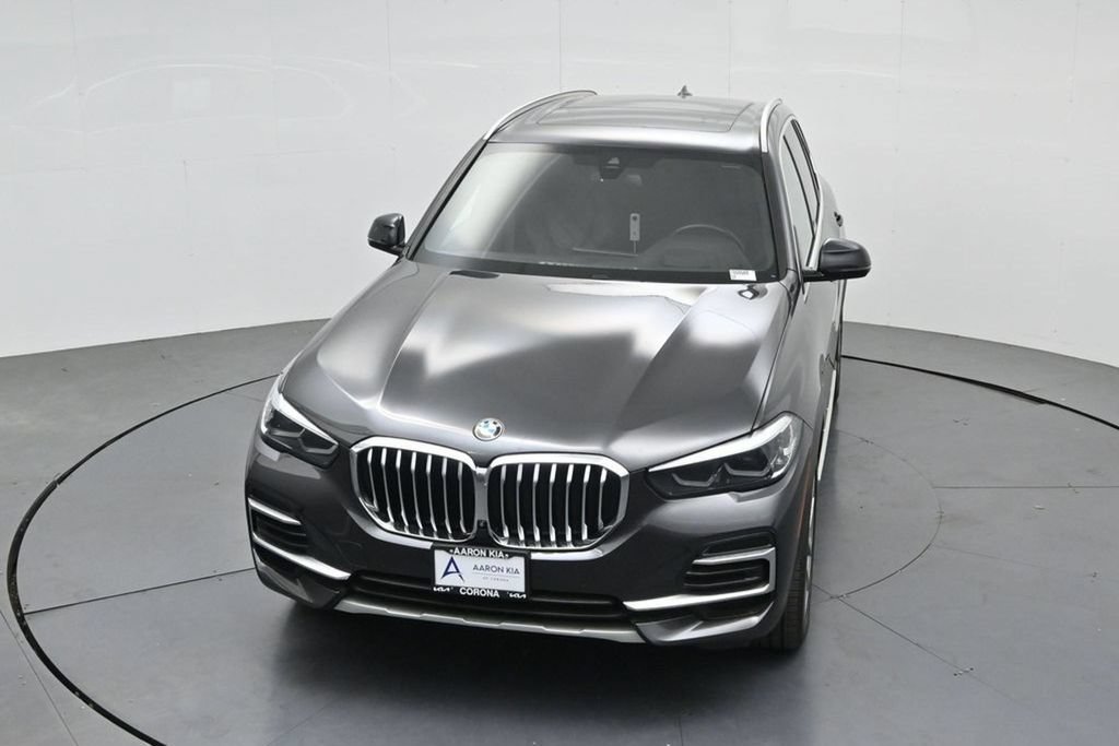 Used 2023 BMW X5 xDrive40i AWD/4WD image 45