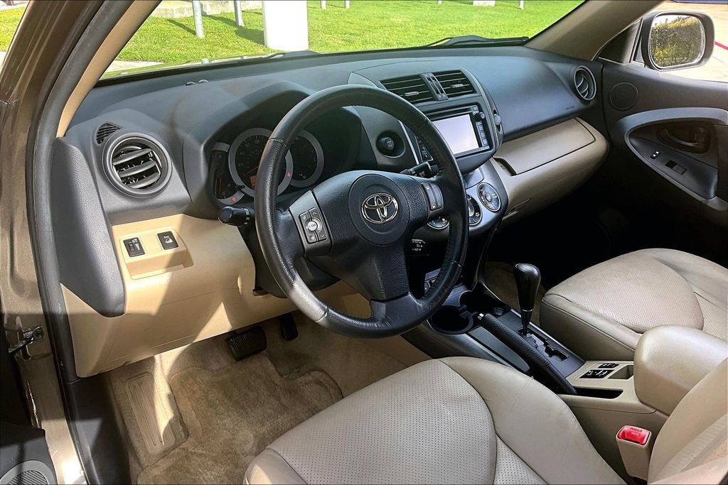Used 2012 Toyota RAV4 Limited w/ Navigation Value Pkg AWD/4WD image 19