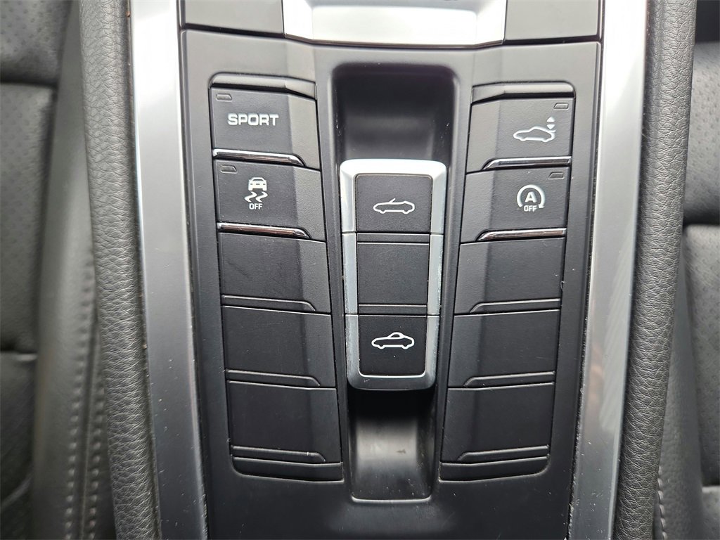 Used 2013 Porsche Boxster S image 14