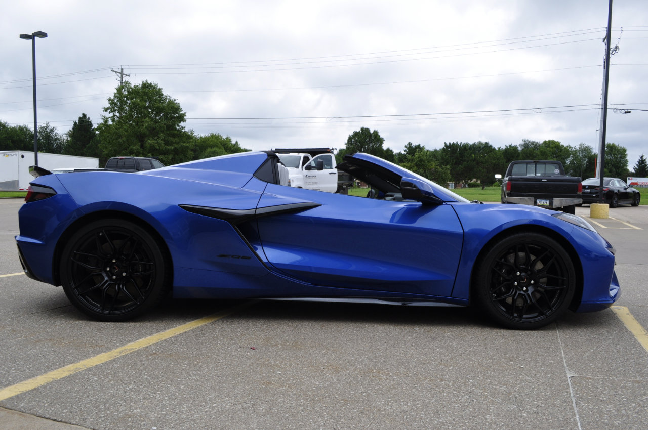 Used 2023 Chevrolet Corvette Z06 image 26