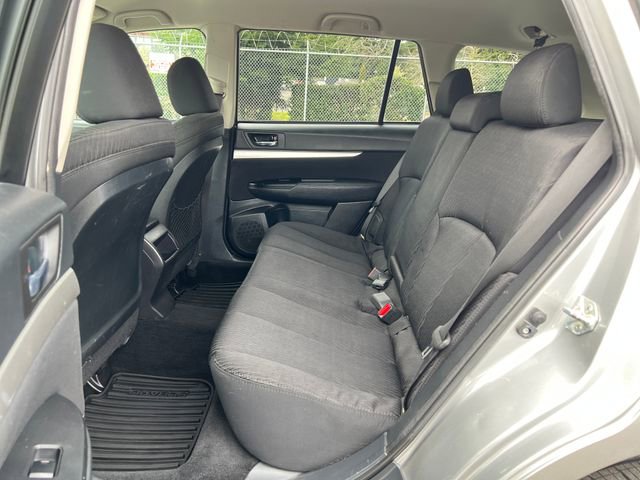 Used 2011 Subaru Outback 2.5i Premium image 17