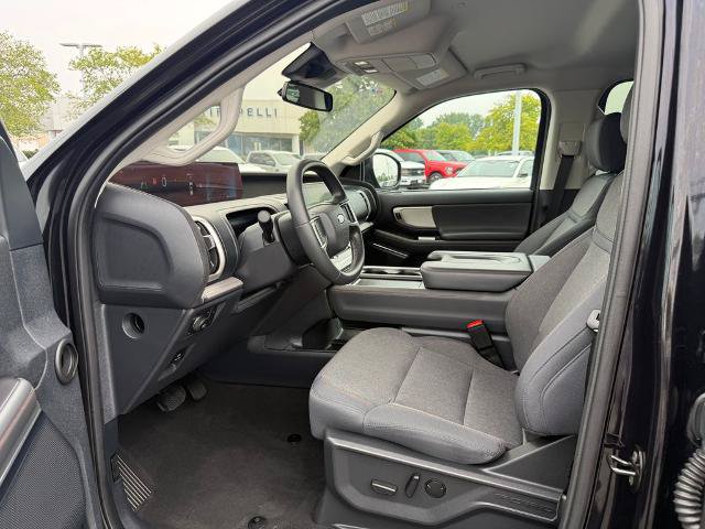 Certified 2025 Ford Expedition Max Active AWD/4WD image 16