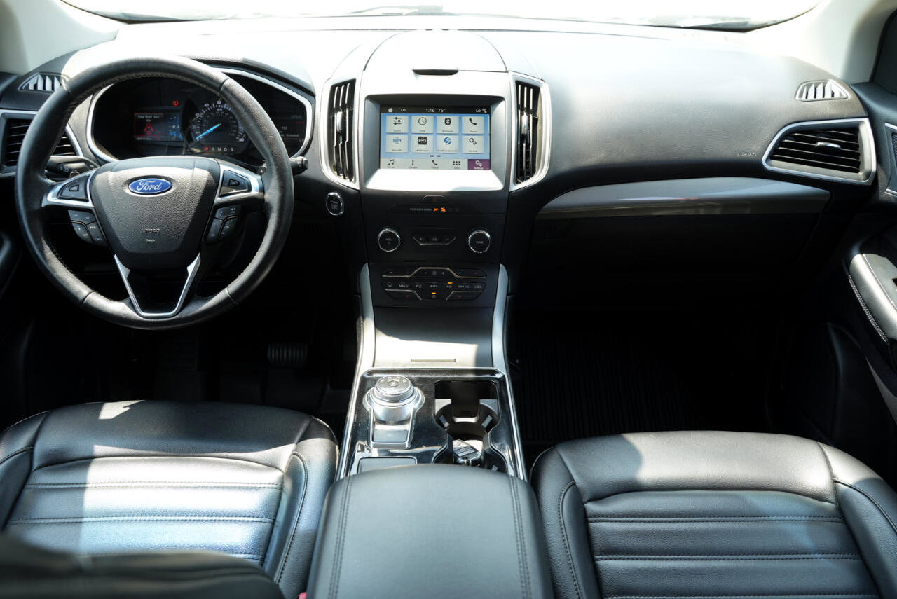 Used 2019 Ford Edge SEL w/ Equipment Group 201A image 27