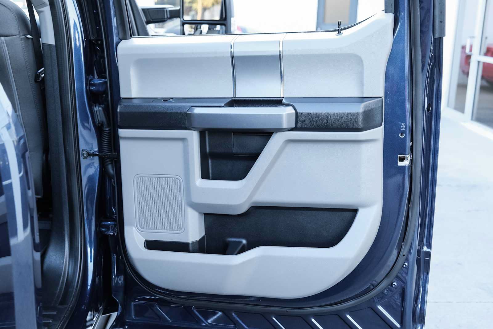 Used 2020 Ford F250 XLT w/ XLT Premium Package AWD/4WD image 39
