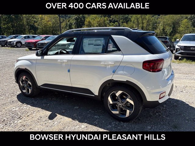 New 2026 Hyundai Venue SEL FWD image 3