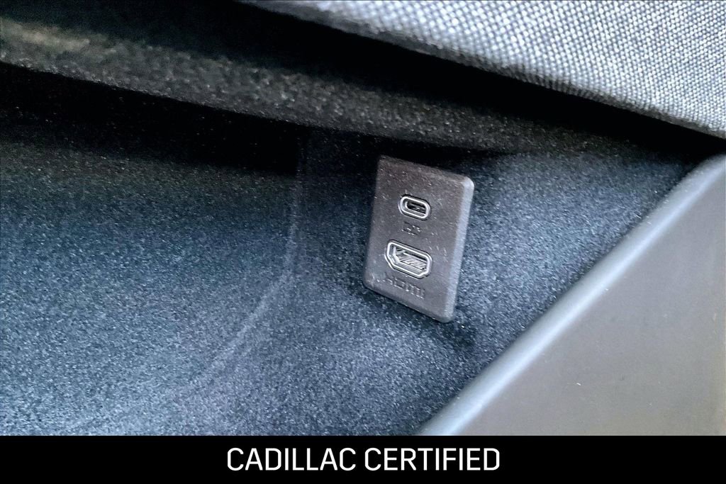 Used 2025 Cadillac Escalade Sport Platinum w/ LPO, ONYX Package AWD/4WD image 35