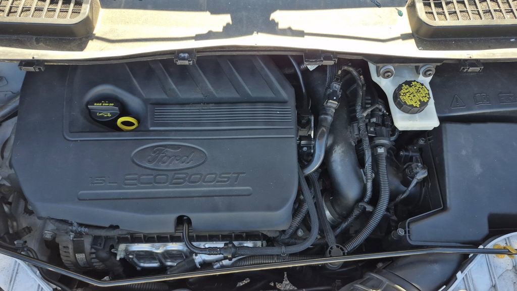 Used 2018 Ford Escape SEL image 18