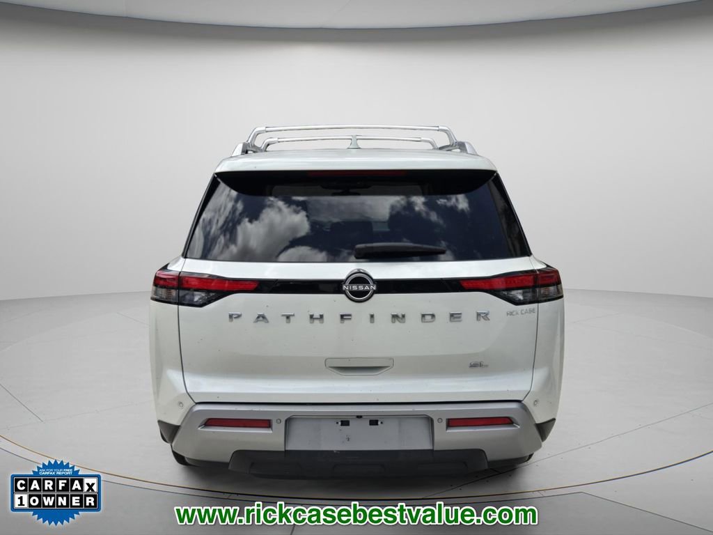 Used 2024 Nissan Pathfinder SL w/ Cargo Package FWD image 6