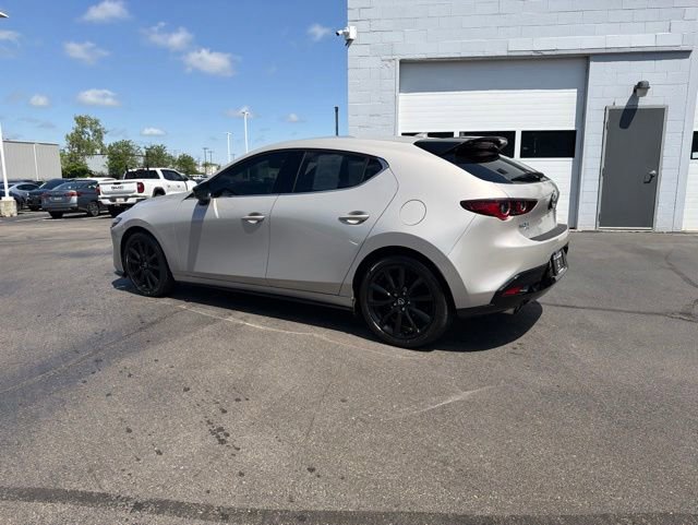 Used 2023 MAZDA MAZDA3 Hatchback w/Premium Plus Pkg AWD/4WD image 16