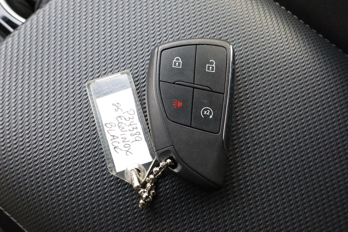 Used 2025 Chevrolet Equinox LT FWD image 29