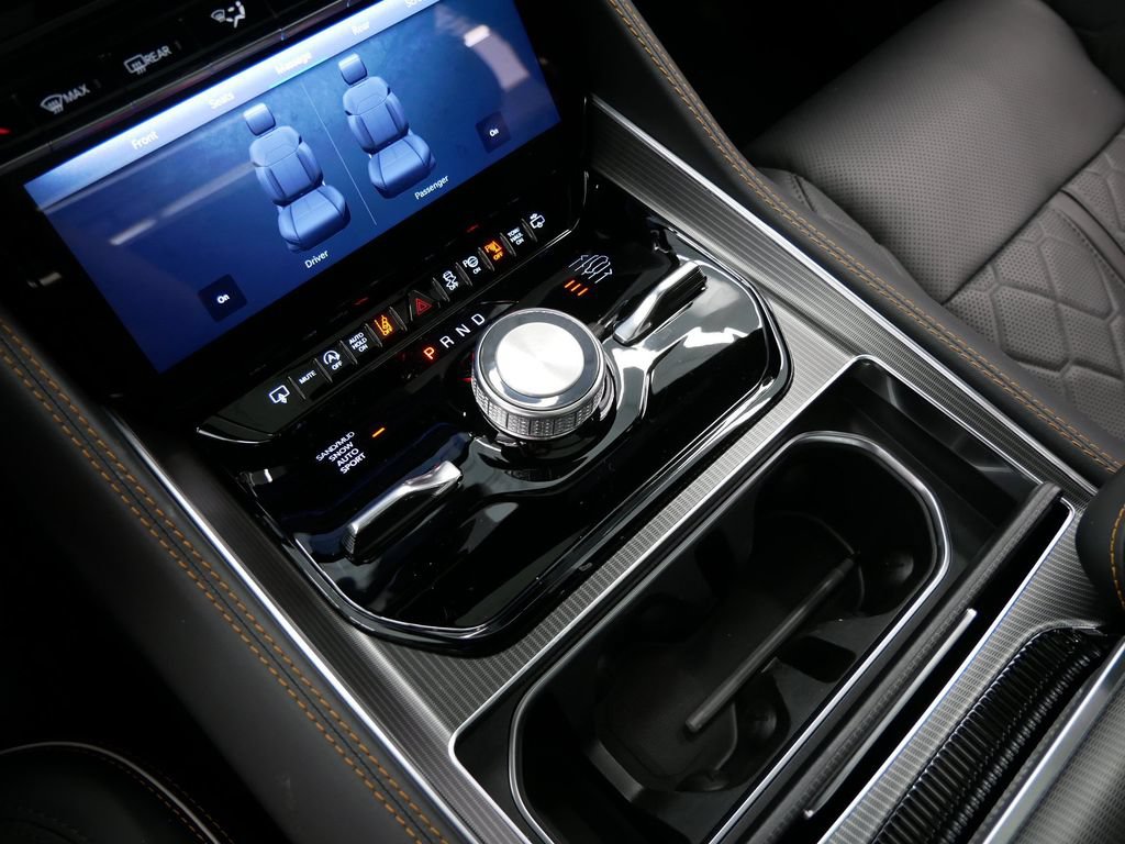 New 2026 Jeep Grand Wagoneer L Summit AWD/4WD image 26