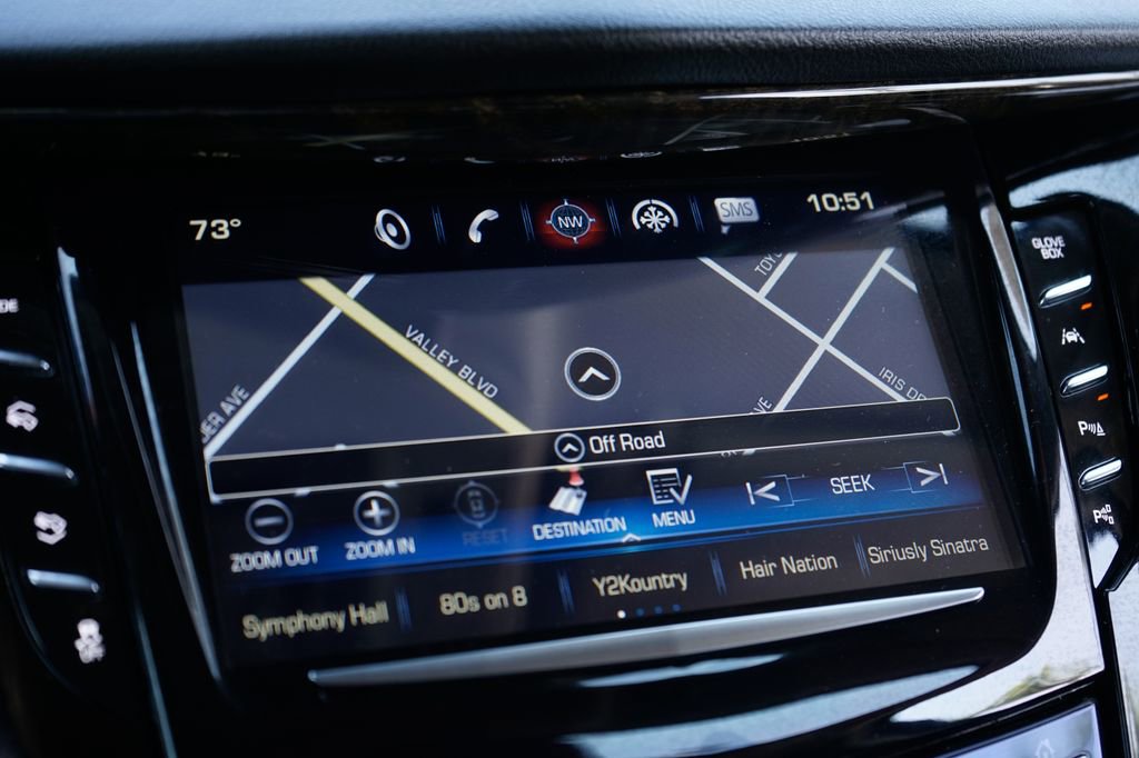 Used 2018 Cadillac Escalade ESV Premium Luxury image 34