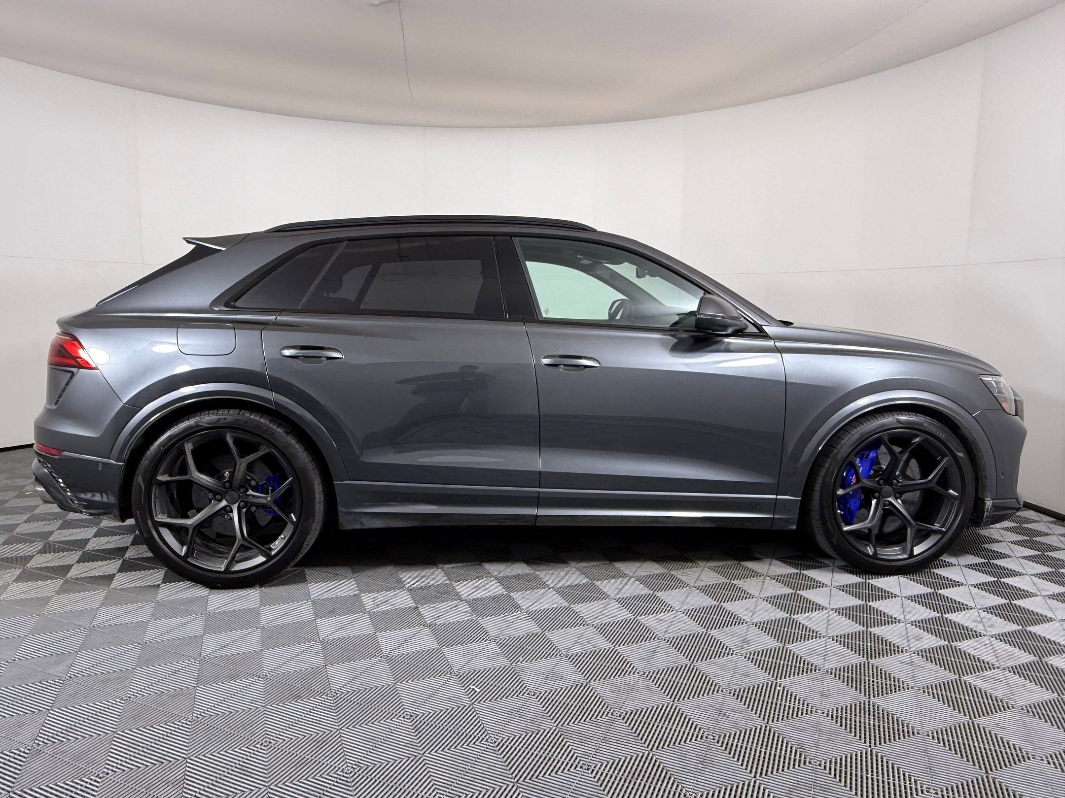 New 2026 Audi RS Q8 performance image 8