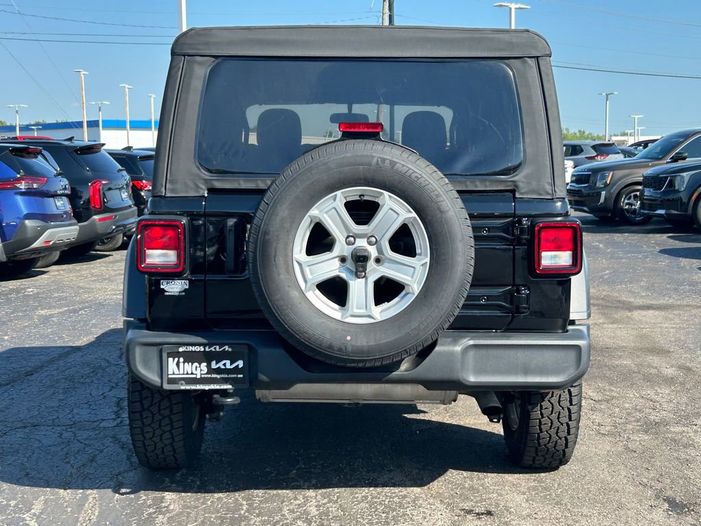 Used 2023 Jeep Wrangler Unlimited Sport AWD/4WD image 6