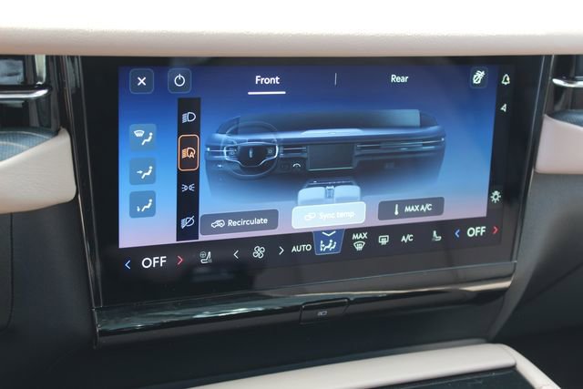 New 2026 Lincoln Navigator Black Label AWD/4WD image 22