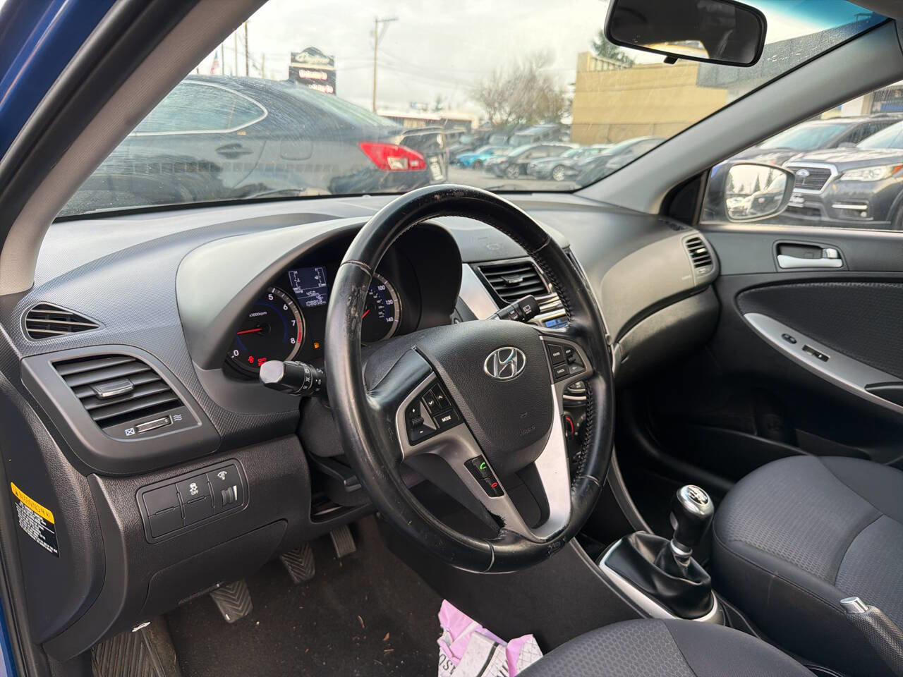 Used 2015 Hyundai Accent Sport image 27